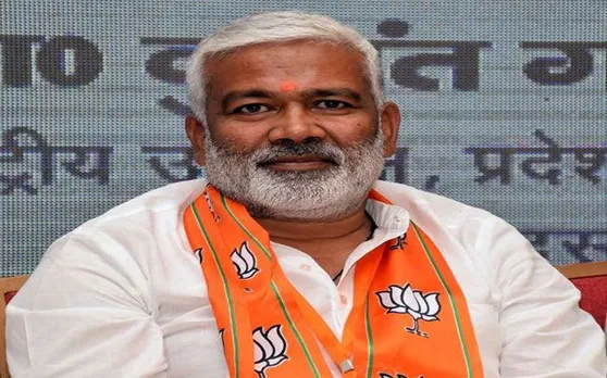 यूपी बीजेपी अध्यक्ष की उंगली कटकर हुई अलग, समारोह में मची अफरा-तफरी