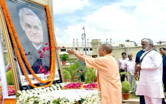 25 दिसंबर को अटल जी जयंती पर उनकी 25 फीट ऊंची प्रतिमा का अनावरण होगा, सीएम योगी ने किया एलान