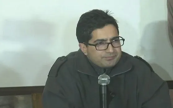 एयरपोर्ट पर लिया गया था हिरासत में, फैसल शाह ने कोर्ट में दी चुनौती, HC ने केंद्र से मांगा जवाब