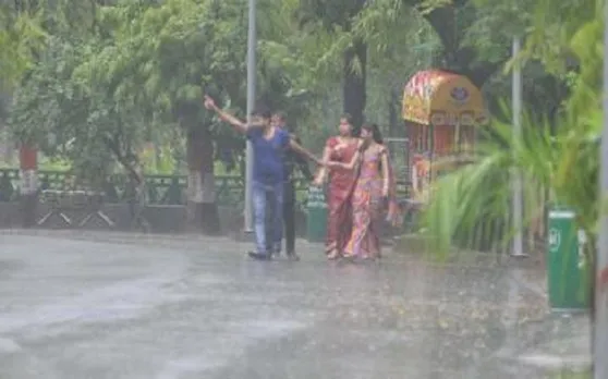 उत्तर प्रदेश में आज कहीं तेज तो कहीं धीमी बारिश के आसार
