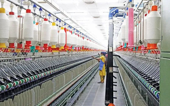 ऑटो के बाद अब कताई उद्योग (Spinning Industry) से आ रही बुरी खबर, हजारों Jobs पर खतरा