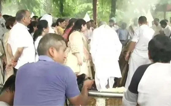 पंचतत्व में विलीन हुए अरुण जेटली, राजकीय सम्मान के साथ दी गई विदाई