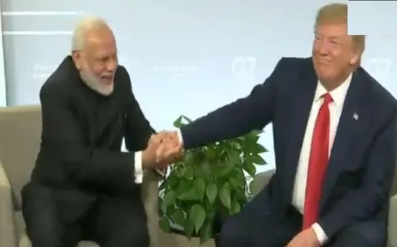 VIDEO: G-7 में ट्रंप ने ऐसा क्या बोला कि पीएम मोदी हंस पड़े और हाथ पर थपकी देने से नहीं रोक पाए