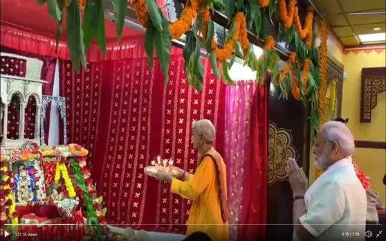 पीएम नरेंद्र मोदी के विदेश दौरे और मंदिर दर्शन, इन मस्जिदों में भी लगाई हाजिरी