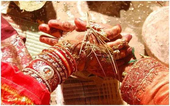 कश्मीरी युवती का आया बिहार के इस शख्‍स पर दिल, 3 बच्चों के पिता से भागकर रचाई शादी