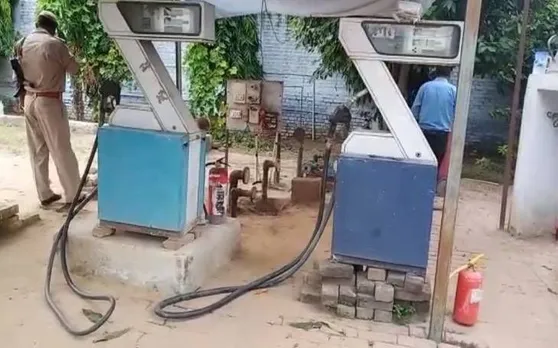 तेल का खेल: वेस्ट यूपी के बड़े तेल कारोबारी संजय गुप्ता के गोदाम पर छापा, 70 हजार लीटर केरोसिन ऑयल मिला