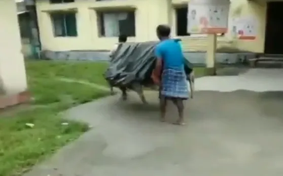 Video: गर्भवती को चारपाई पर लिटाकर 5 किमी पैदल चले परिजन, महिला ने रास्ते में ही बच्चे को दिया जन्म