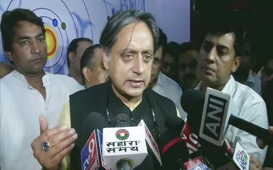 Union Budget 2020: शशि थरूर बोले- बजट दिशाहीन, सिर्फ कर कटौती का कदम मध्यवर्ग को राहत देने वाला