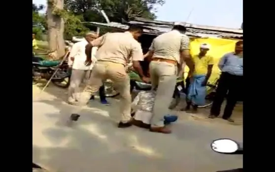 जनता की मांग, सिद्धार्थनगर पिटाई मामले में बर्खास्त हों UP Police के दोनों पुलिसकर्मी