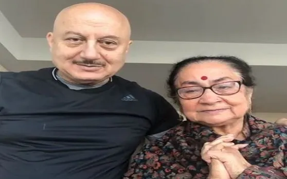 अनुपम खेर की मां के बर्थडे विश से खुश हुए प्रधानमंत्री नरेंद्र मोदी, देखें VIDEO