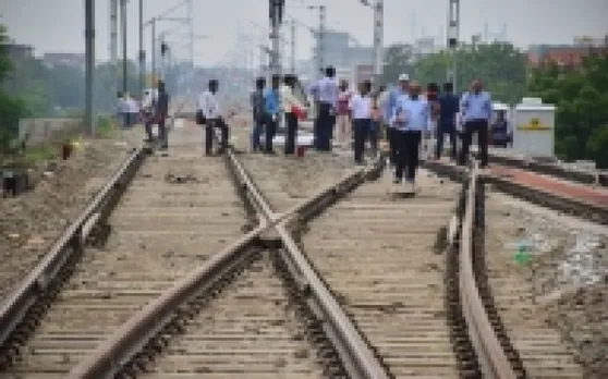 ब्रह्मपुत्र मेल के जेनरेटर कोच में लगी आग, मची भगदड़, कारणों का नहीं लगा पता