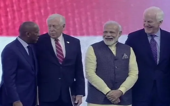 Howdy Modi: मोदी बोले-अब की बारी ट्रंप सरकार तो ट्रंप ने कहा-मेरा सौभाग्य है कि मैं पीएम मोदी के साथ हूं