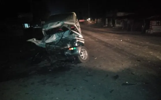 बेकाबू ऑयल टैंकर ने ऑटो को मारी टक्‍कर, सेना भर्ती से लौट रहे 8 युवकों समेत 10 की मौत