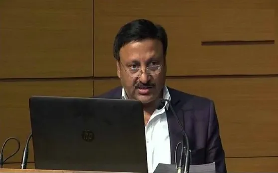 वित्त सचिव राजीव कुमार बोले- RBI सार्वजनिक बैंकों को बंद नहीं कर रहा, बल्कि उसे मजबूत कर रहा है
