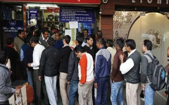 दिल्ली में शराब पीने के लिए 25 साल का होना जरूरी, उम्र कम करने की याचिका खारिज