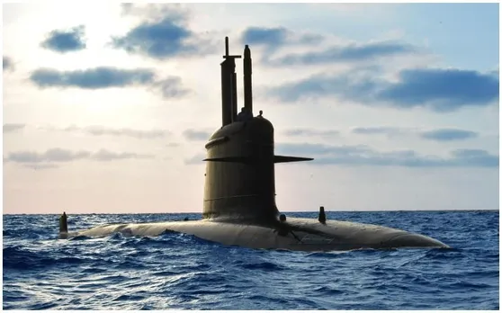 भारत की समुद्री शक्ति होगी और ज्यादा मजबूत, देश को मिलेगी सबमरीन INS खंडेरी