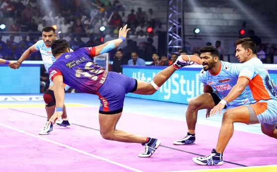 PKL 7: बंगाल वॉरियर्स ने दबंग दिल्ली को 42-33 से हराया, सीजन में मिली तीसरी हार