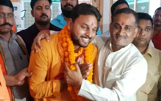 बीजेपी ने सब्जी बेचने वाले के बेटे को दिया टिकट, यहां से बनाया उम्मीदवार