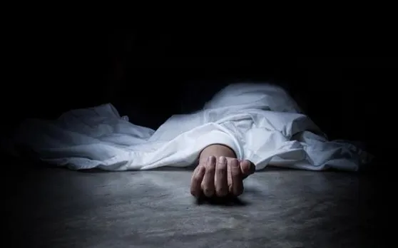 झारखंड: नारियल से लदा ट्रक पलटने से दादी-पोते की मौके पर मौत, परिजनों में मचा कोहराम