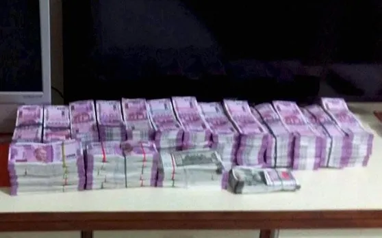 प्रयागराज में ATM की कैश वैन से गायब हुआ एक करोड़ 60 लाख, पुलिस भी है हैरान-परेशान