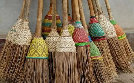 दिवाली (Diwali 2019) से पहले इन 8 चीजों को घर से दिखाएं बाहर का रास्‍ता, बरसेंगी लक्ष्मी