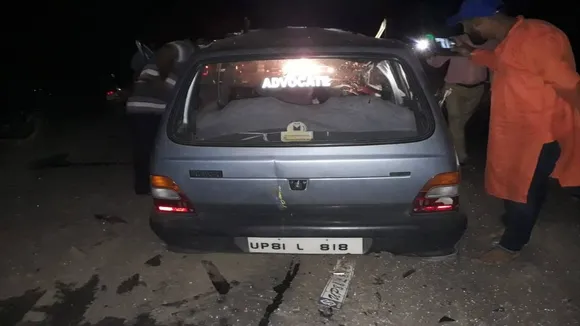 आगरा में भीषण सड़क हादसा, दो महिलाओं समेत 4 लोगों की मौत