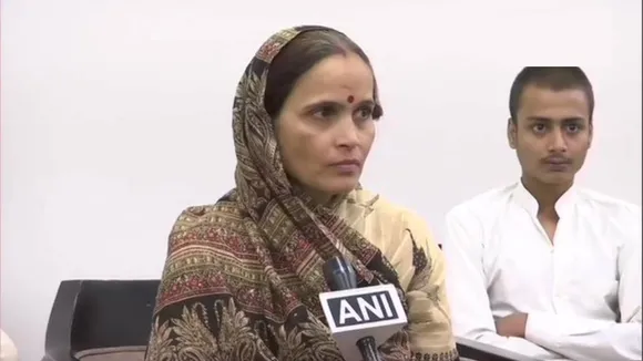 योगी आदित्यनाथ से मुलाकात के बाद कमलेश तिवारी की पत्नी ने दिया यह बयान