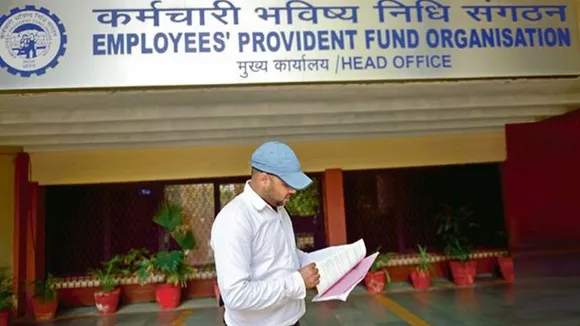 PF के पेंशन नियम में हो सकता है बड़ा बदलाव, आप पर भी पड़ सकता है असर !