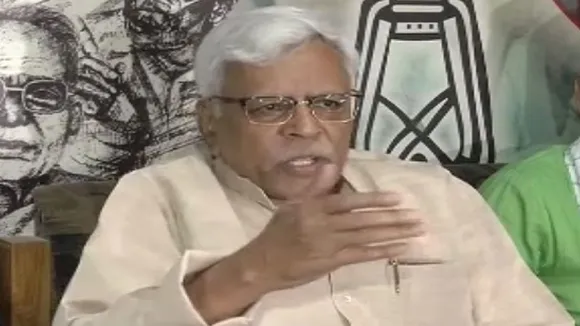 बिहार : RJD को लगा एक और बड़ा झटका, पार्टी उपाध्यक्ष शिवानंद तिवारी ने ली राजनीति से 'छुट्टी'
