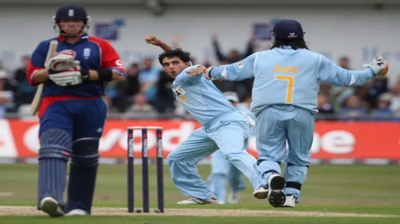 BCCI अध्यक्ष बनते ही सौरव गांगुली ने महेंद्र सिंह धोनी को दी खुली छूट, बोले- चैंपियन जल्दी खत्म नहीं होते