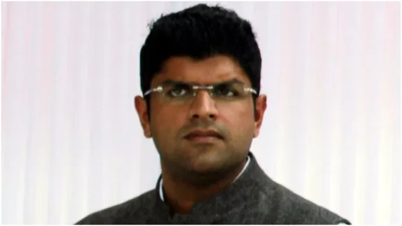 बीजेपी (BJP) के साथ आते ही हरियाणा (Haryana) में जेजेपी प्रमुख दुष्यंत चौटाला (Dushyant Chautala) की सुरक्षा बढ़ी