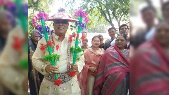 CM भूपेश बघेल ने सीएम आवास पर परिवार के साथ की गोवर्धन की पूजा