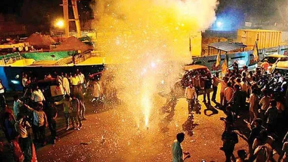 मध्य प्रेदश के इंदौर के गौतमपुरा में बरसेंगे आग के गोले