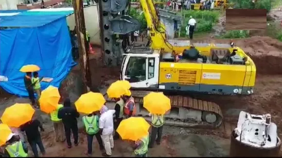 तमिलनाडु: बोरवेल में फंसे दो साल के बच्चे को जल्द निकाला जाएगा, रेस्क्यू ऑपरेशन जारी
