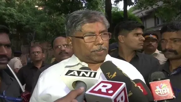 महाराष्ट्र BJP चीफ बोले- '50-50 फॉर्मूले' के बारे में CM फडणवीस को नहीं पता, अमित शाह करेंगे क्लियर