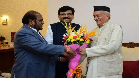 राज्यपाल से मिले संजय राउत, बोले- सत्ता का गठन नहीं हो रहा है, इसके लिए शिवसेना जिम्मेदार नहीं