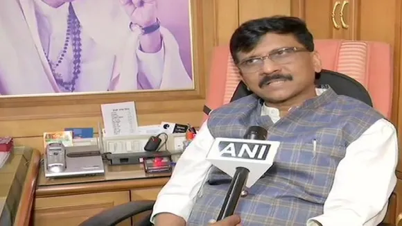 महाराष्ट्र की राजनीति में आया नया मोड़, शिवसेना के संजय राउत NCP चीफ शरद पवार से मिले
