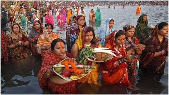 उदितमान भगवान सूर्य को अर्ध्य देने के साथ महापर्व छठ पूजा का हुआ समापन