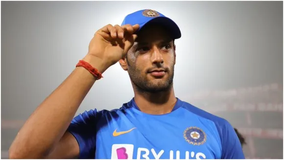 बड़े बड़े छक्‍के मारने वाले शिवम दुबे ने भारत के लिए किया डेब्‍यू, जानें उनका करियर