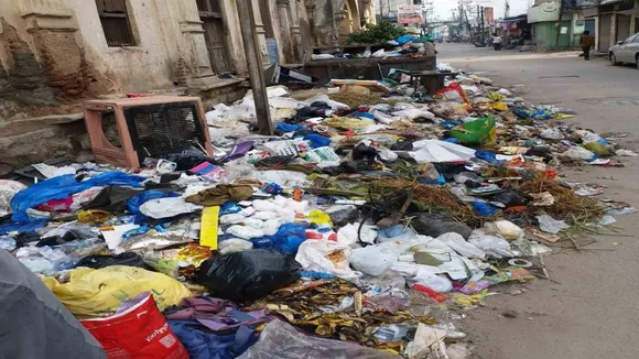 कचरे की वजह से कुंवारे हैं यहां के युवा, कोई भी अपनी बेटी देने को नहीं होता तैयार