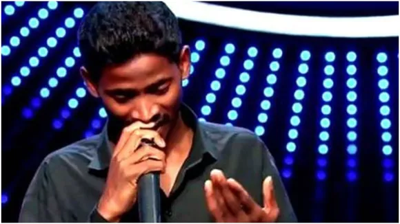 इंडियन आइडल से मशहूर हुए गायक दिवस नायक का अपने गांव पहुंचने पर हुआ भव्य स्वागत