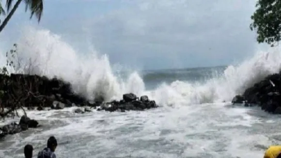 बंगाल की खाड़ी के ऊपर बने विक्षोभ से तूफान की आशंका बढ़ी