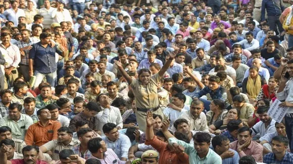 अब राजस्थान पहुंचा पुलिस और वकीलों का विवाद, छावनी में तब्दील अलवर