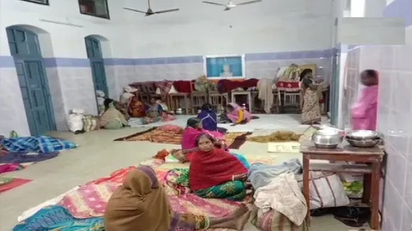 ओडिशा: चक्रवाती तूफान 'बुलबुल' का कहर जारी, लोगों को शेल्टर होम में किया शिफ्ट, 1 की मौत