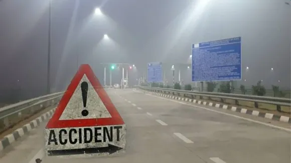 ग्रेटर नोएडा में ईस्टर्न पेरिफेरल एक्सप्रेस-वे पर बड़ा हादसा, 6 लोगों की मौत