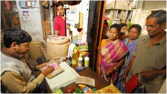 UP में सरकारी राशन दुकानों में मिलेंगे सस्ते कंडोम (Condom) और सैनेटरी पैड (Sanitary Pad)