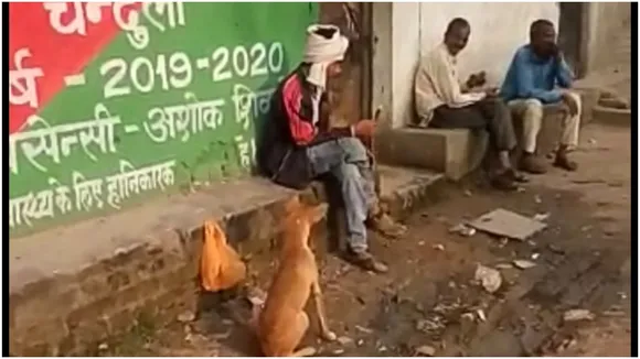 शराब के साथ चखना नहीं, खा रहा था कुछ ऐसा, जिसने देखा अटक गई उसकी सांस