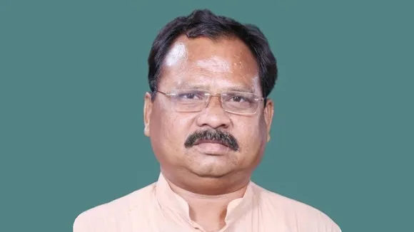 Jharkhand Poll : चक्रधरपुर से विधानसभा का चुनाव लड़ रहे हैं लक्ष्मण गिलुवा, जानें उनके बारे में सब कुछ
