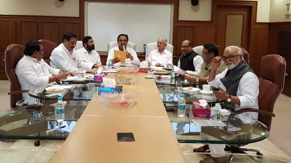 पहली बार शिवसेना, कांग्रेस और NCP की संयुक्त बैठक, हुसैन दलवाई बोले- BJP को सत्ता में आने रोकना ही मकसद है