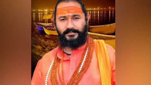 प्रयागराज: निरंजनी अखाड़े के महंत आशीष गिरी ने गोली मारकर की आत्महत्या